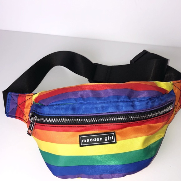 steve madden pride bag